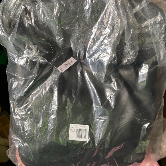 Vera Wang Black vegan Leather Daley Soft Tote - Picture 6 of 9